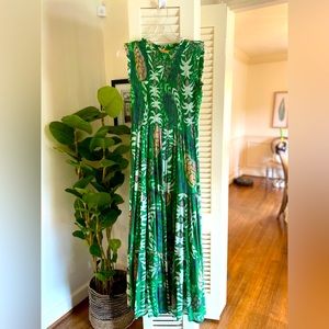 Super flattering vibrant green smocked Oliphant Maxi dress in size XS.